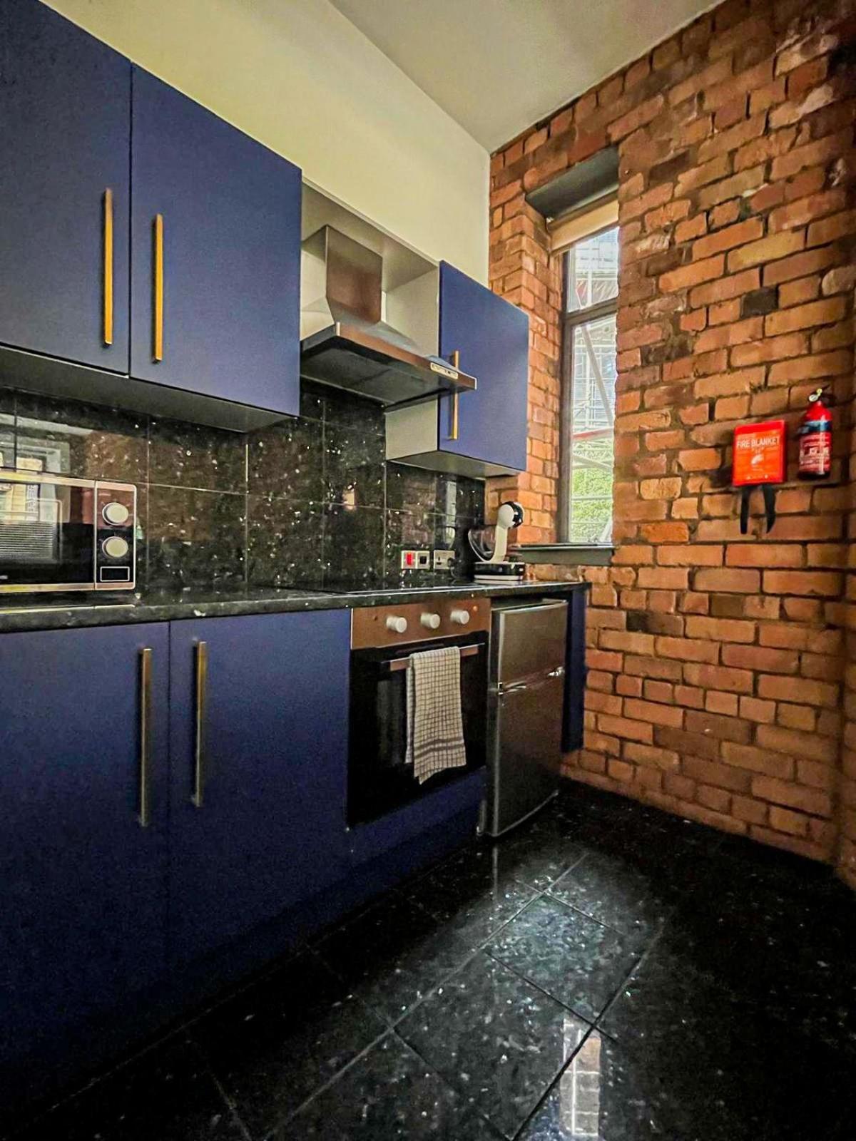 Stylish Loft Apartament - City Center L1 Ліверпуль Екстер'єр фото