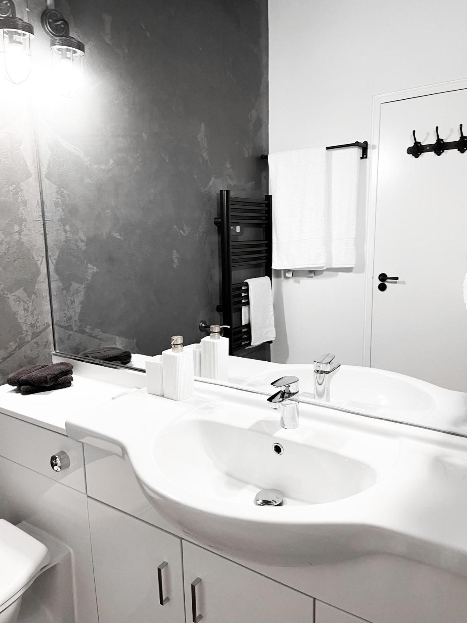 Stylish Loft Apartament - City Center L1 Ліверпуль Екстер'єр фото