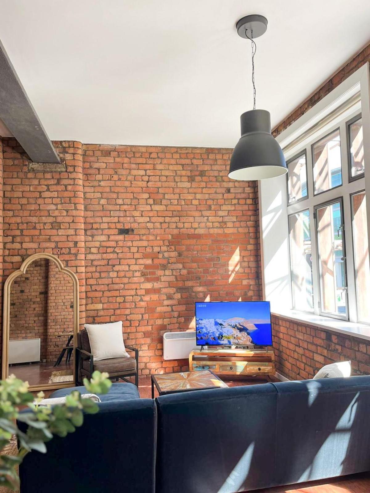 Stylish Loft Apartament - City Center L1 Ліверпуль Екстер'єр фото